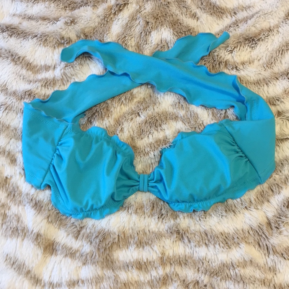 victoria’s secret bathing suit top!